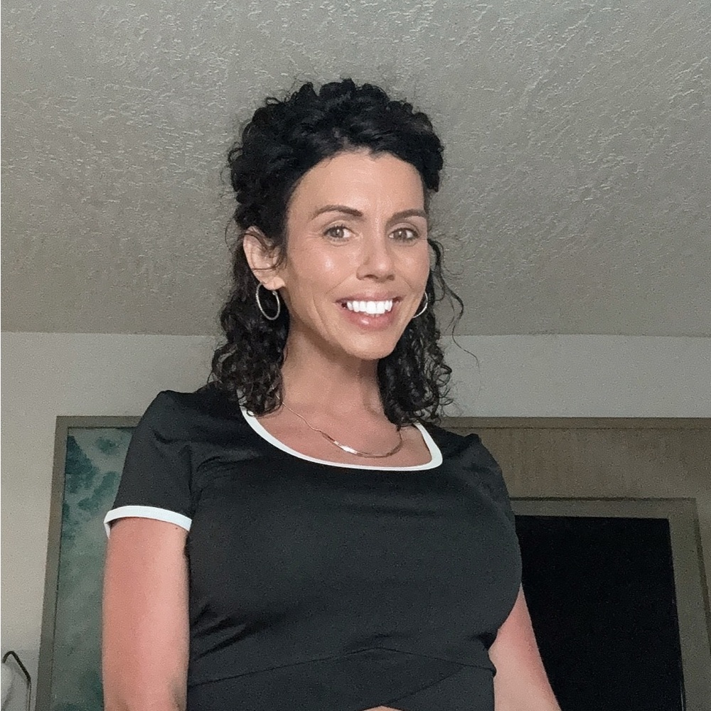 Meet your Posher, Angie